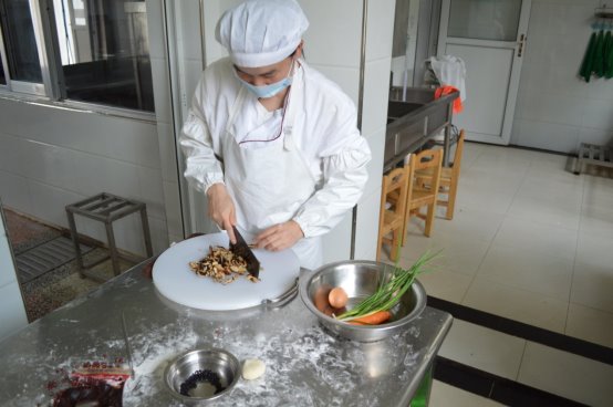 C:\Users\Administrator\Desktop\食堂评比\DSC_0662.JPG